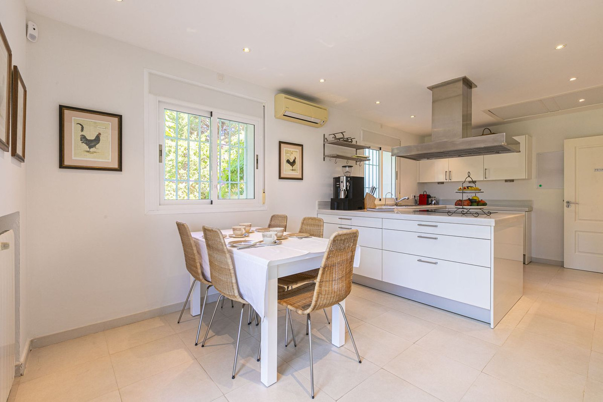 Huis te koop in Elviria | 5 slaapkamers H5081137
