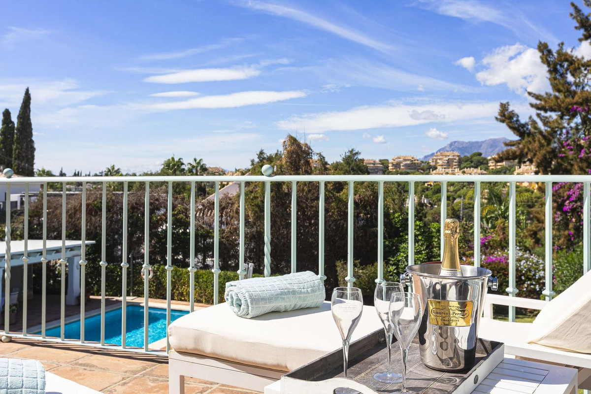 Huis te koop in Elviria | 5 slaapkamers H5081137