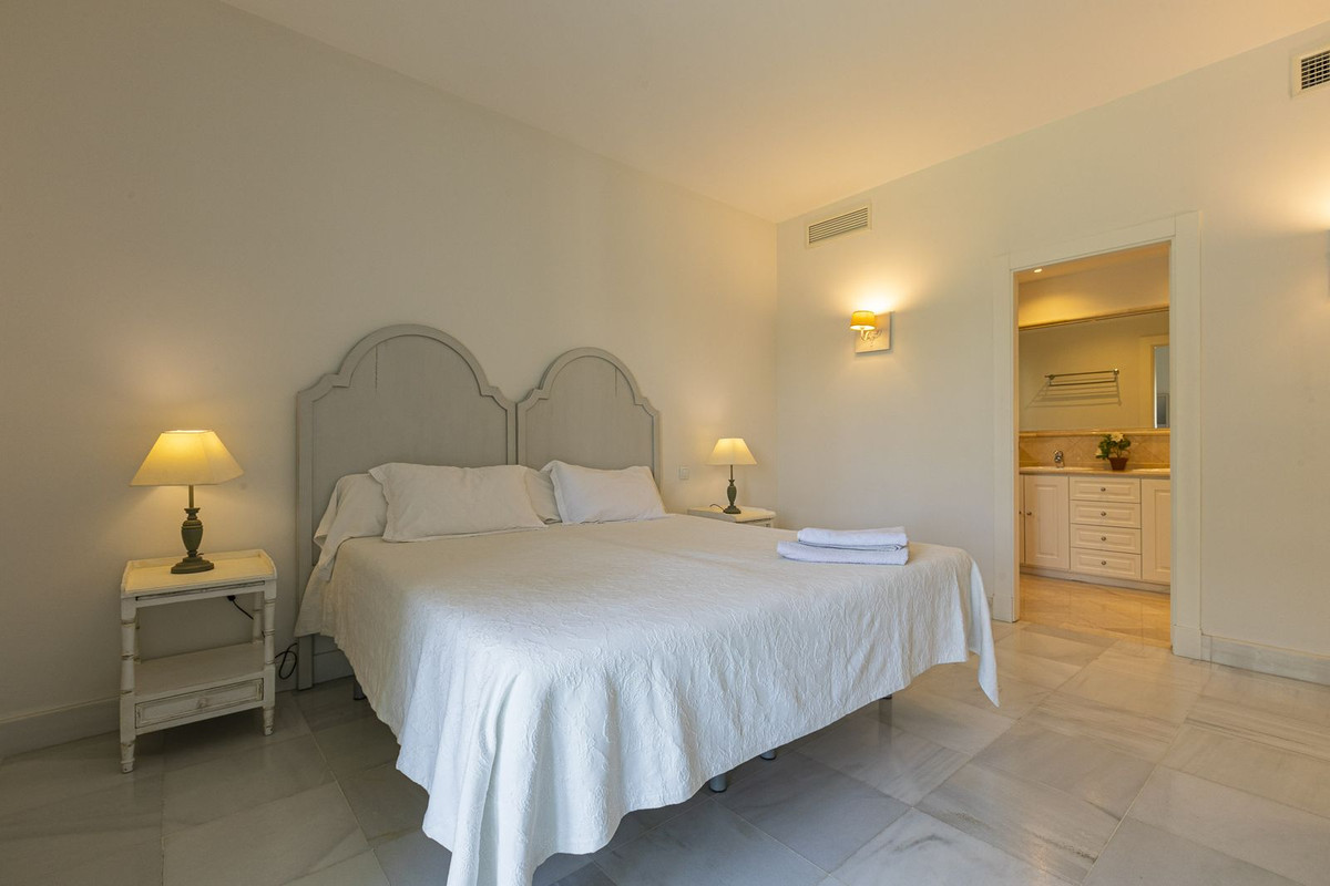 Huis te koop in Elviria | 5 slaapkamers H5081137