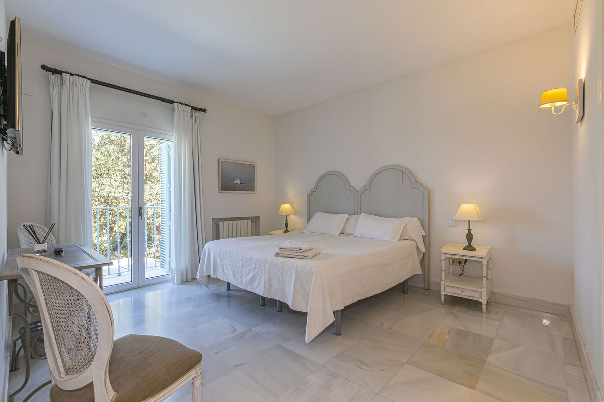 Huis te koop in Elviria | 5 slaapkamers H5081137