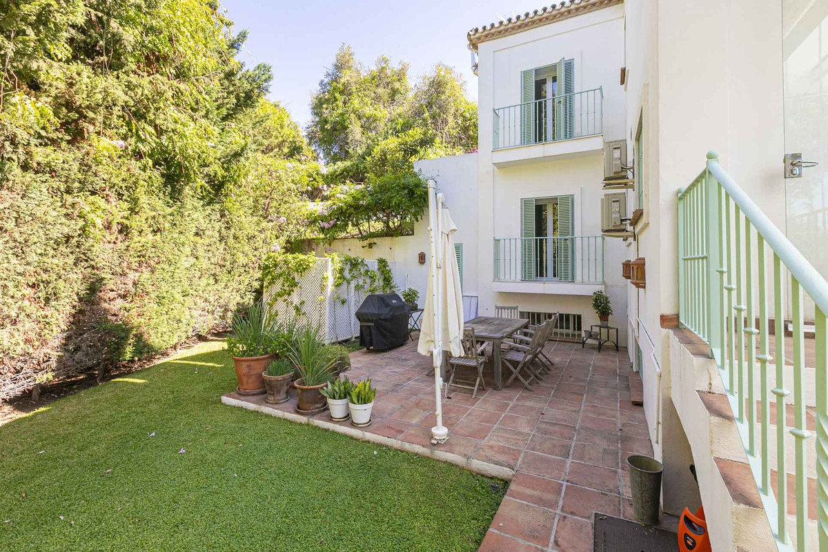 Huis te koop in Elviria | 5 slaapkamers H5081137