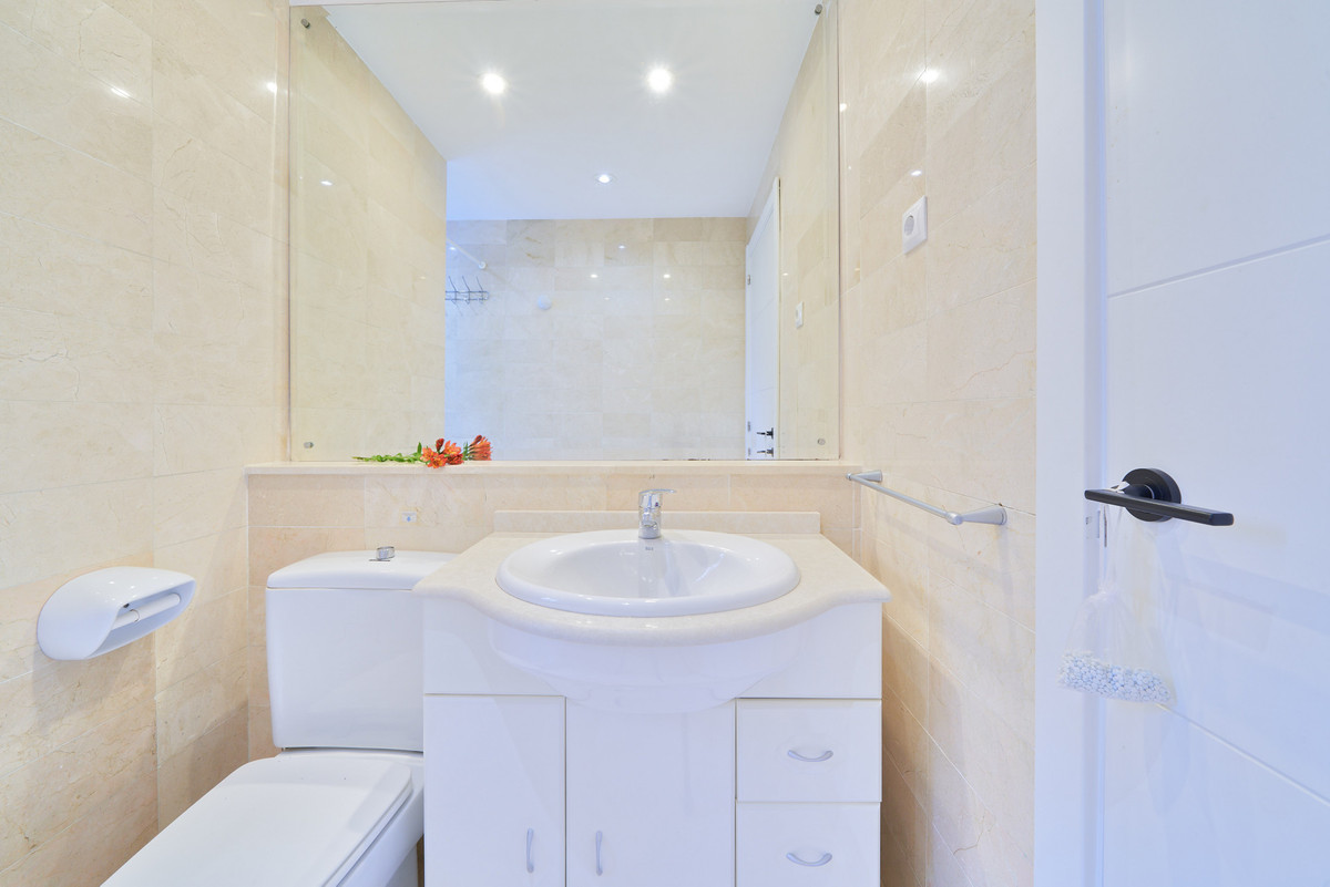 Appartement te koop in Elviria | 2 slaapkamers H5081608