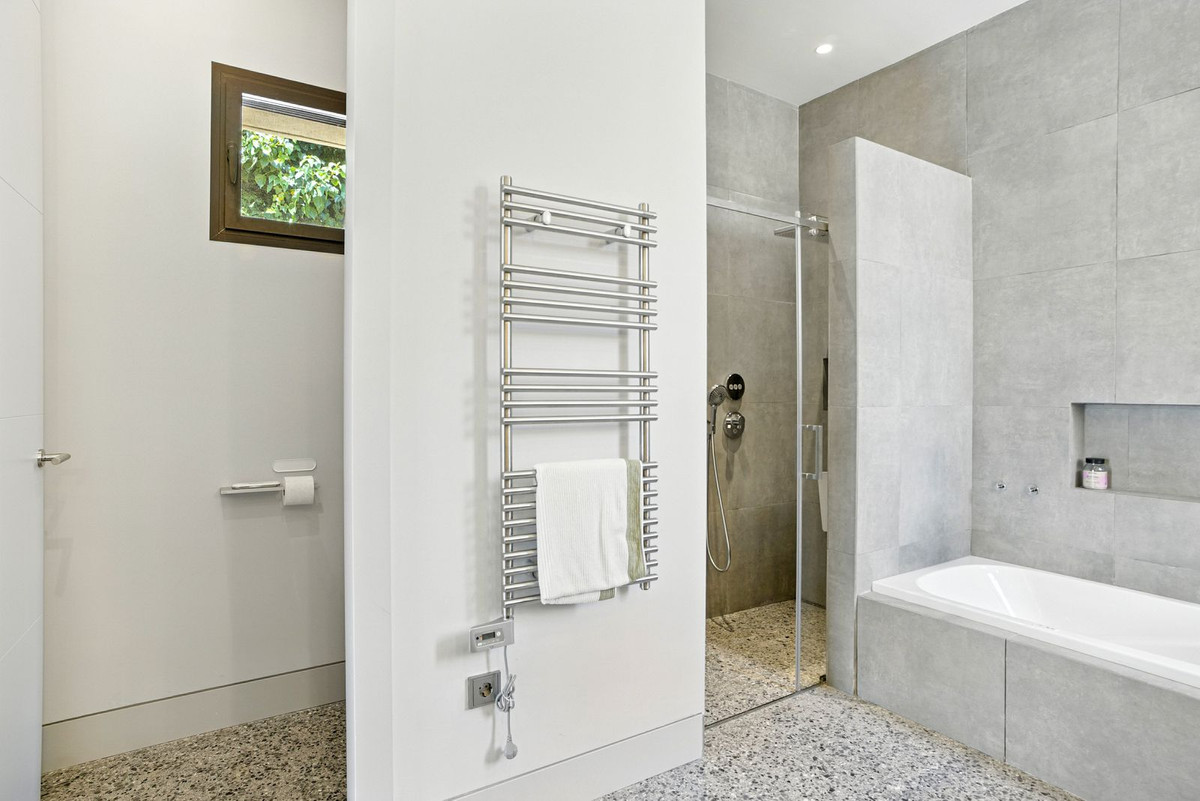 Huis te koop in Elviria | 4 slaapkamers H5081764