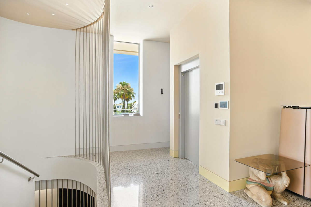 Huis te koop in Elviria | 4 slaapkamers H5081764