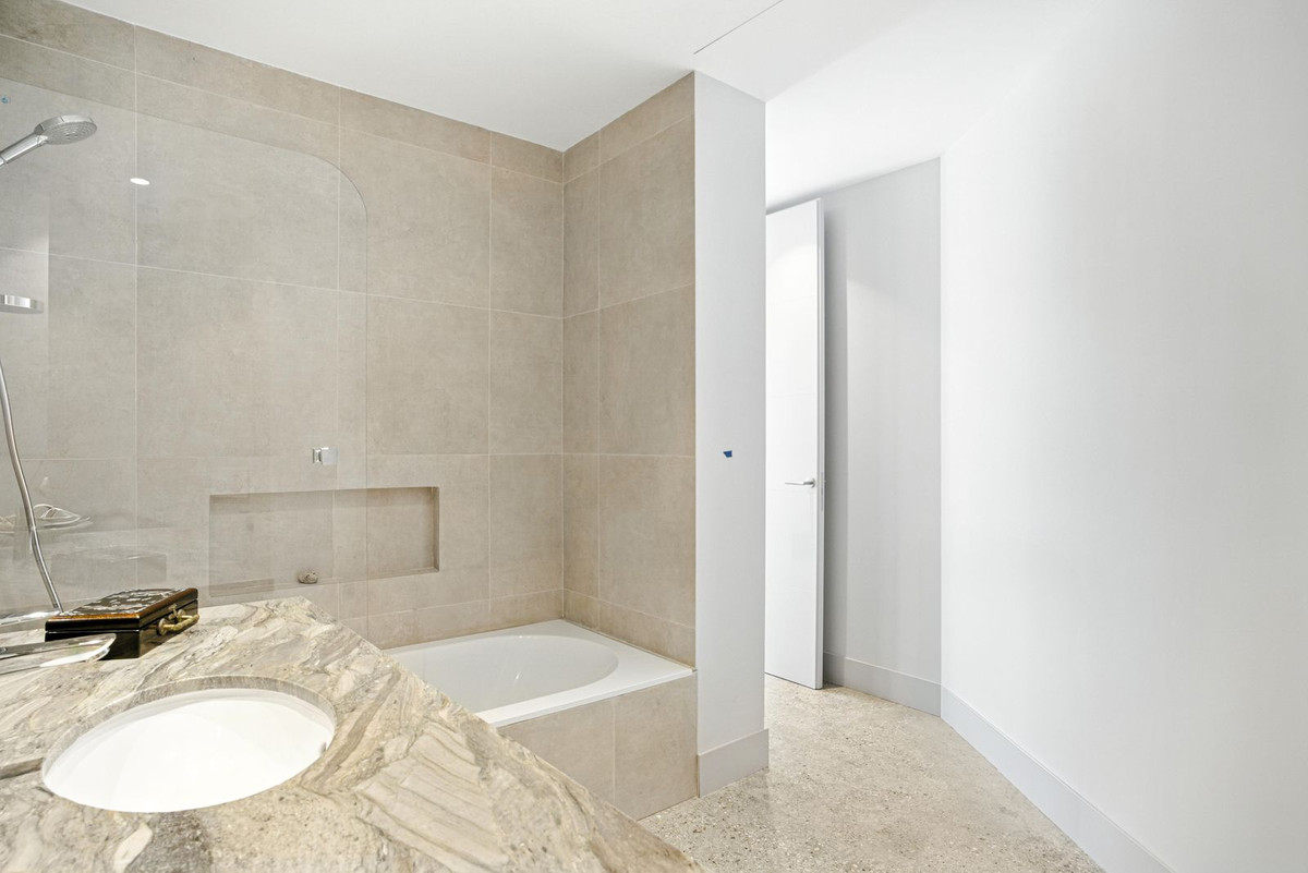 Huis te koop in Elviria | 4 slaapkamers H5081764