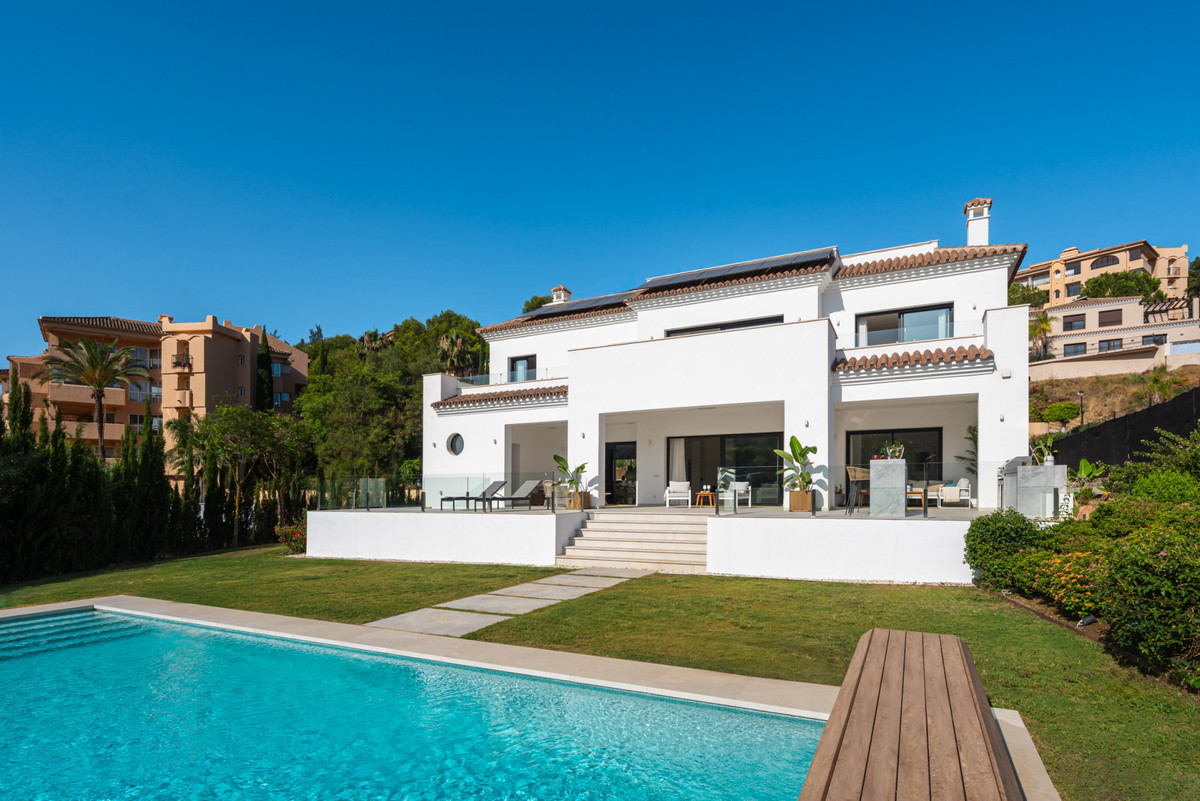Huis te koop in Elviria | 5 slaapkamers H5104471