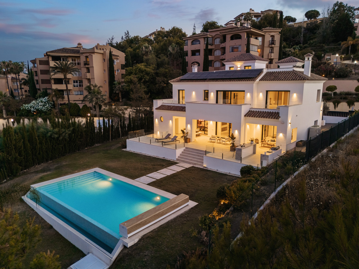 Huis te koop in Elviria | 5 slaapkamers H5104471