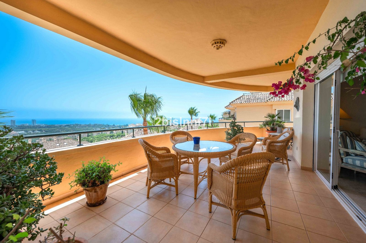 Appartement te koop in Elviria | 3 slaapkamers H5131633