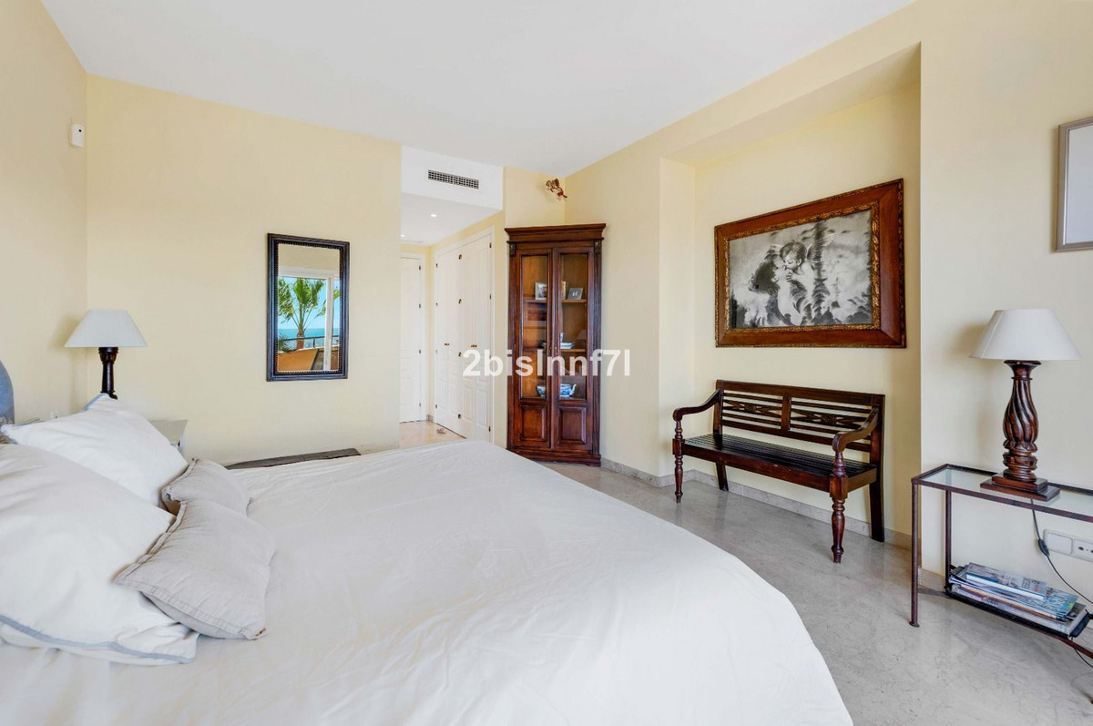 Appartement te koop in Elviria | 3 slaapkamers H5131633