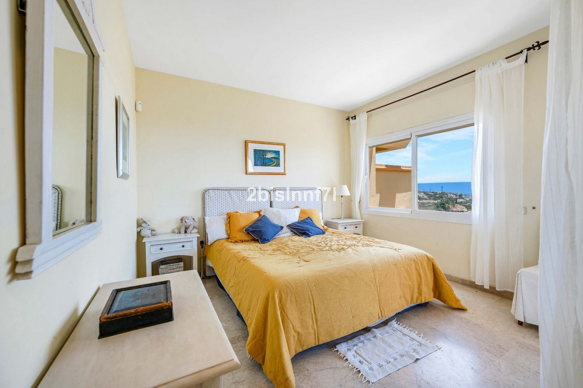 Appartement te koop in Elviria | 3 slaapkamers H5131633