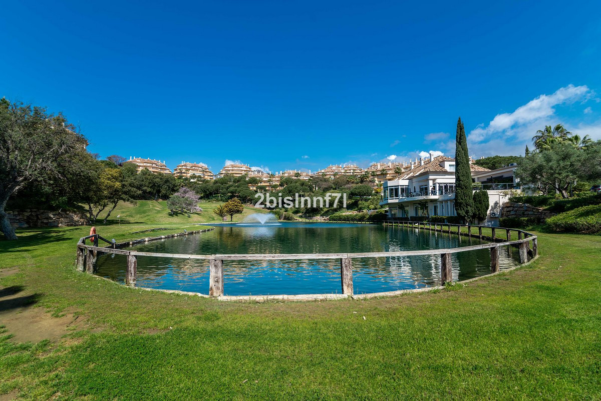 Appartement te koop in Elviria | 3 slaapkamers H5131633