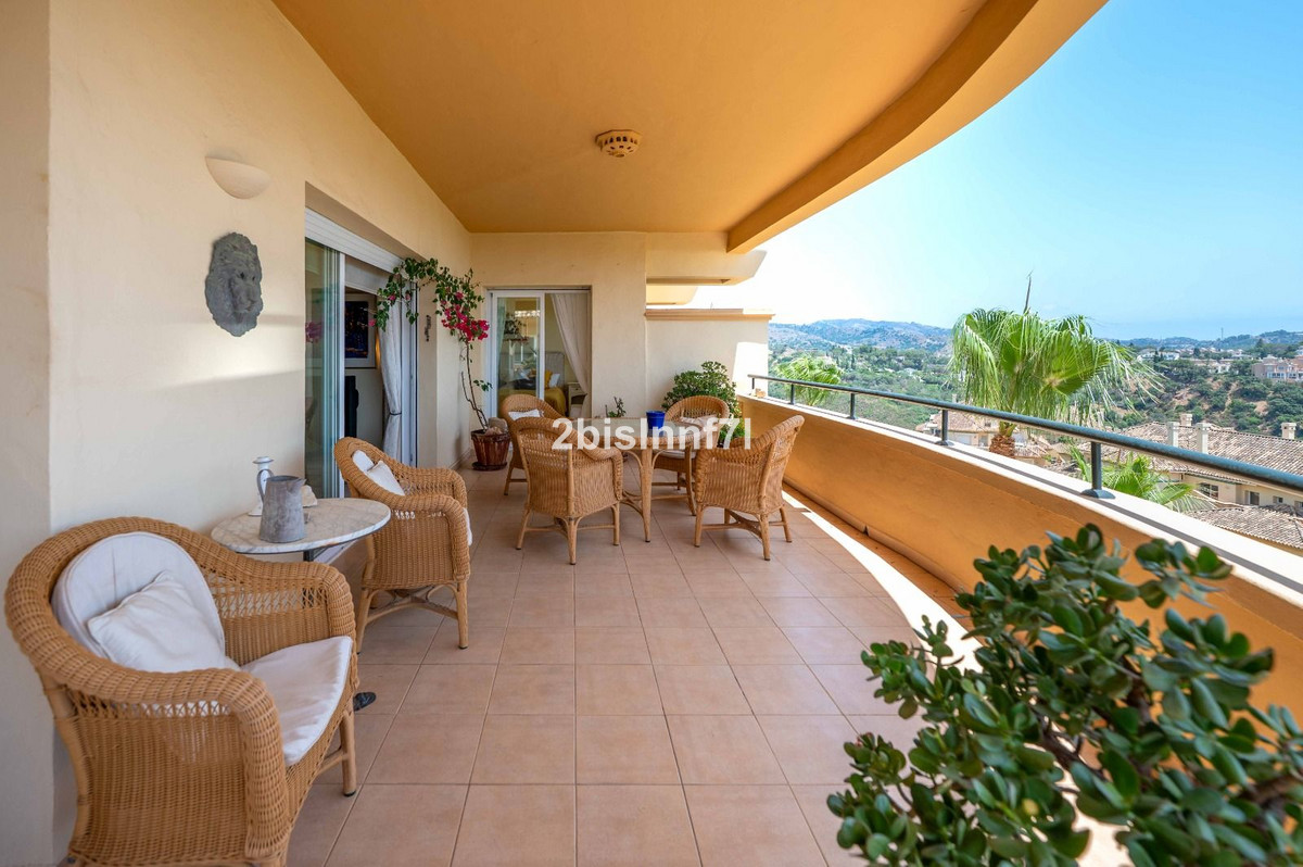 Appartement te koop in Elviria | 3 slaapkamers H5131633