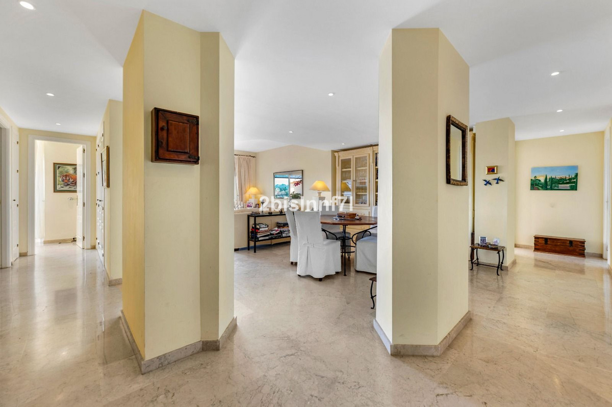Appartement te koop in Elviria | 3 slaapkamers H5131633