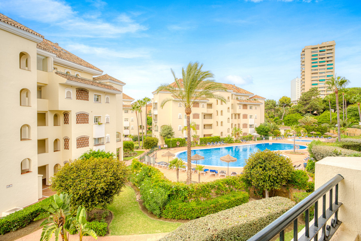 Appartement te koop in Elviria | 2 slaapkamers H5132773