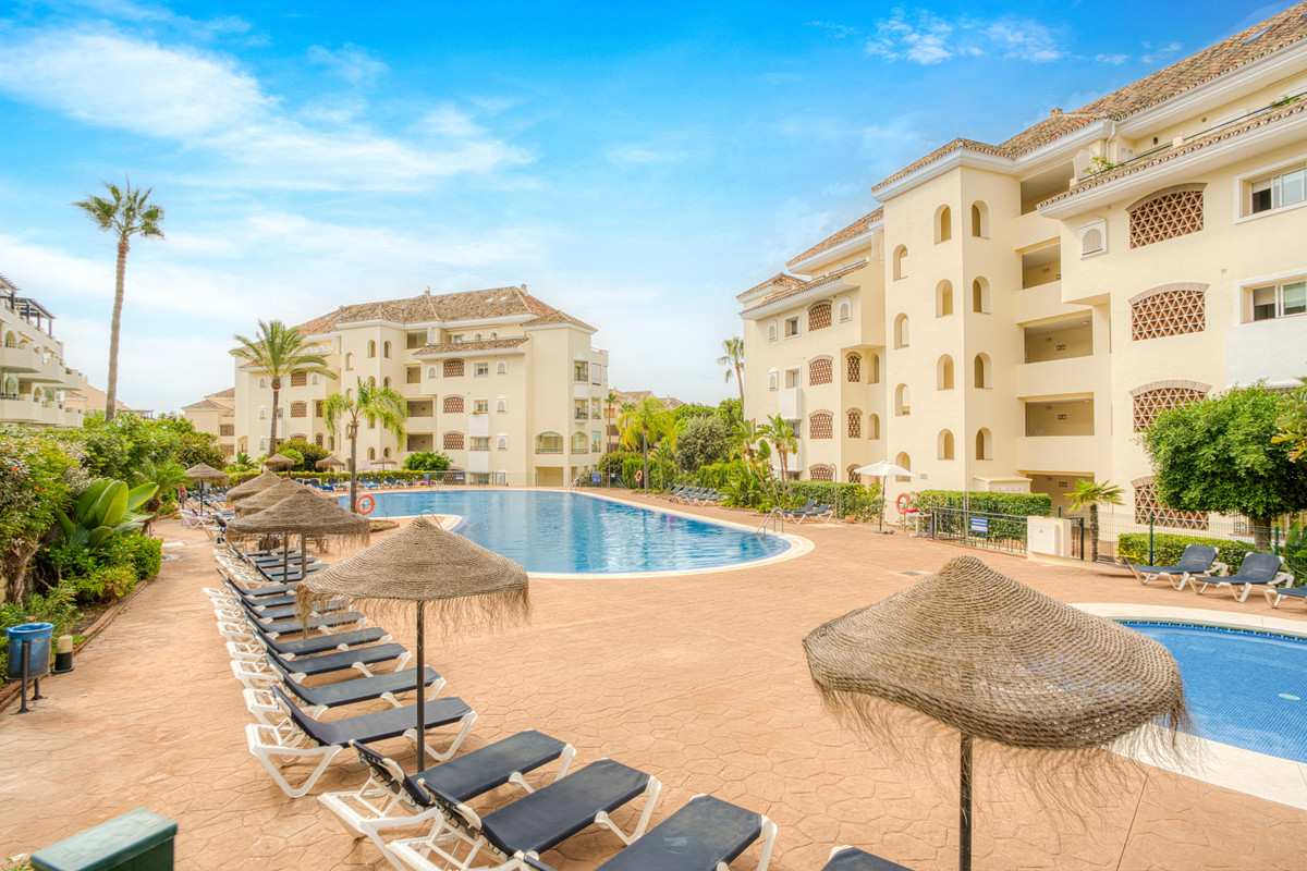 Appartement te koop in Elviria | 2 slaapkamers H5132773