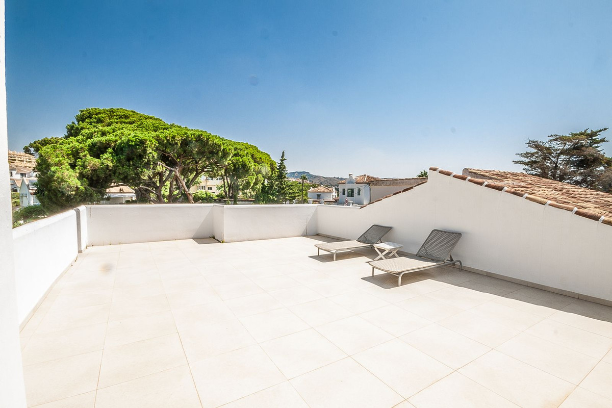 Huis te koop in Elviria | 5 slaapkamers H5140984
