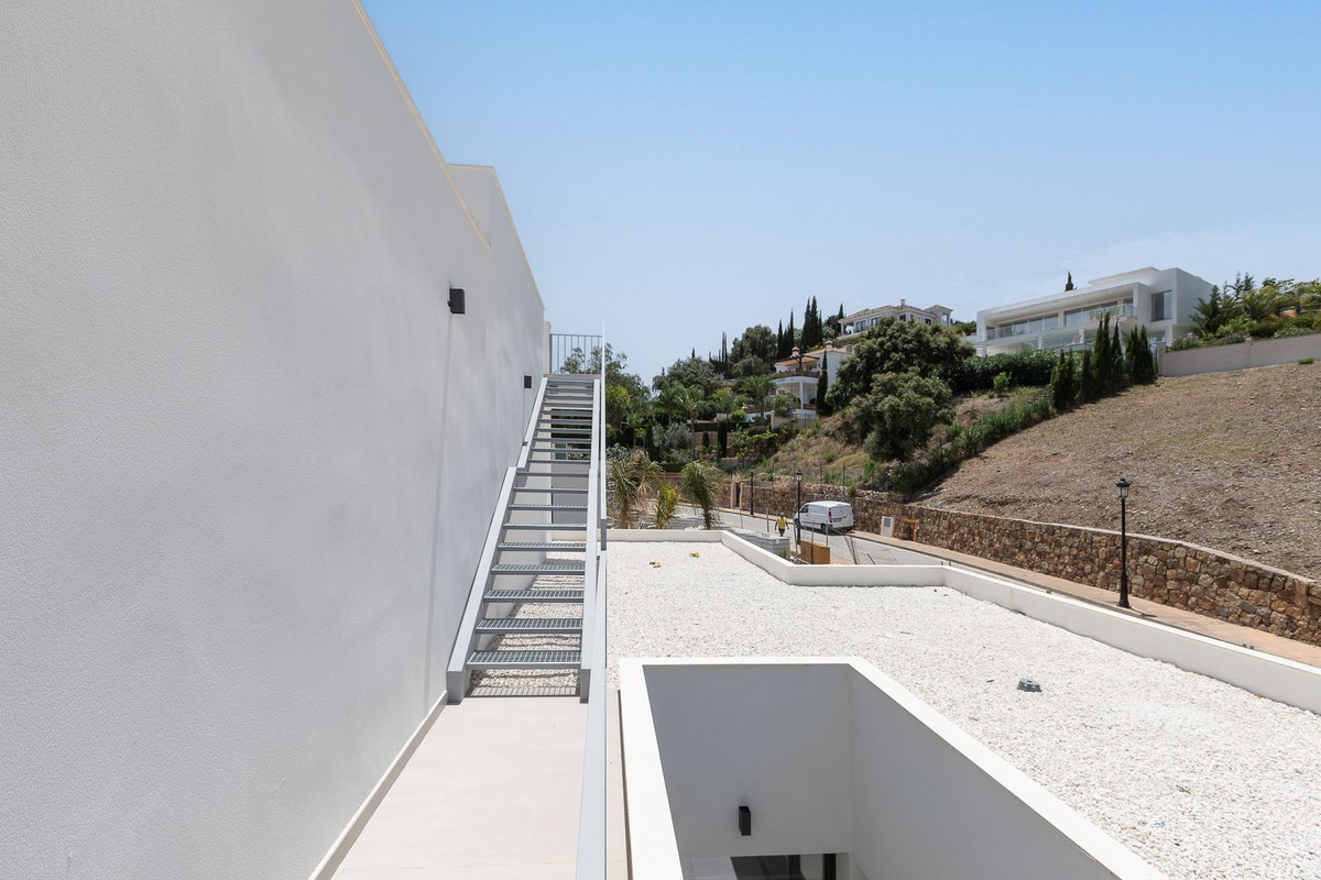 Property main view 33