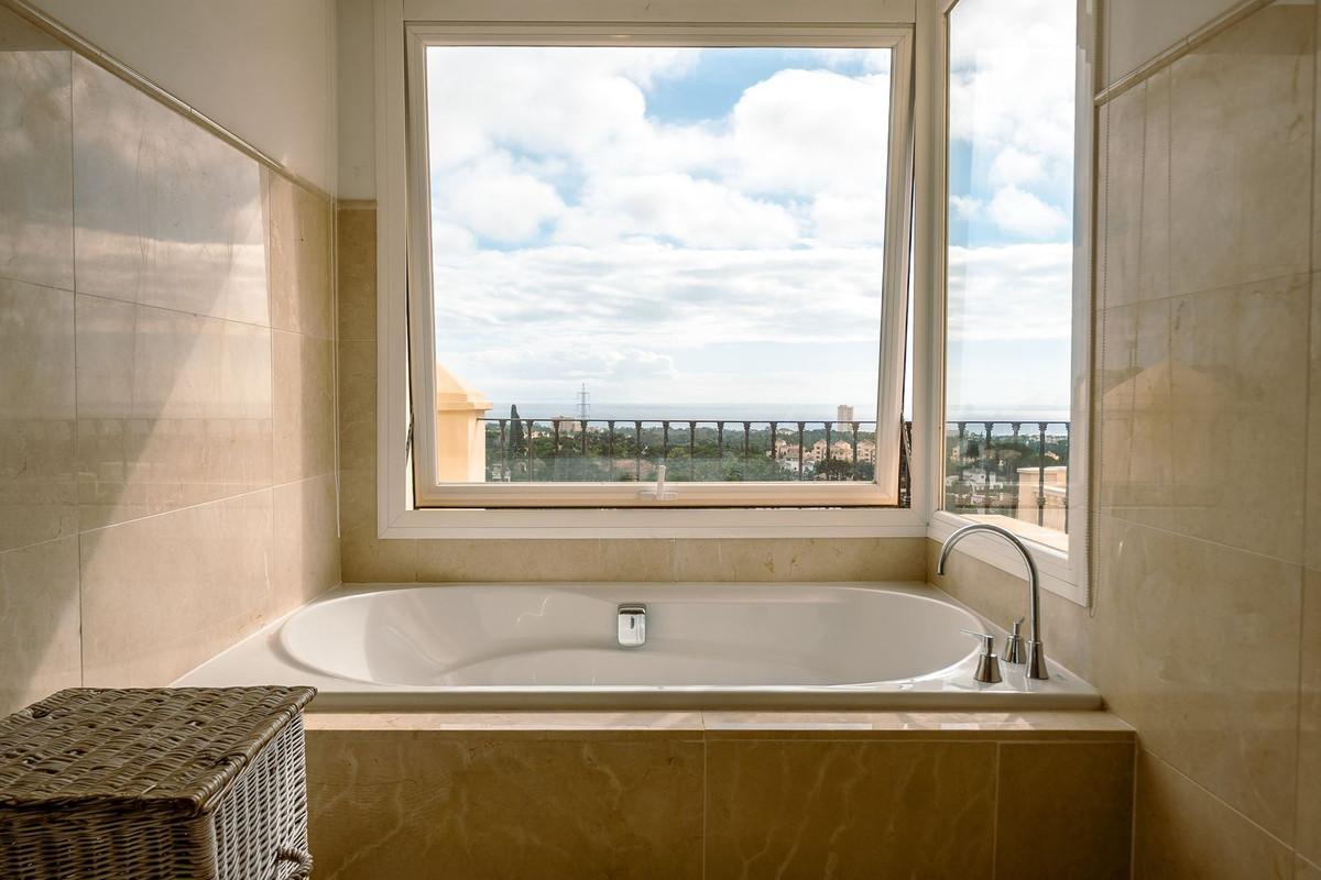 Huis te koop in Elviria | 3 slaapkamers H5216683