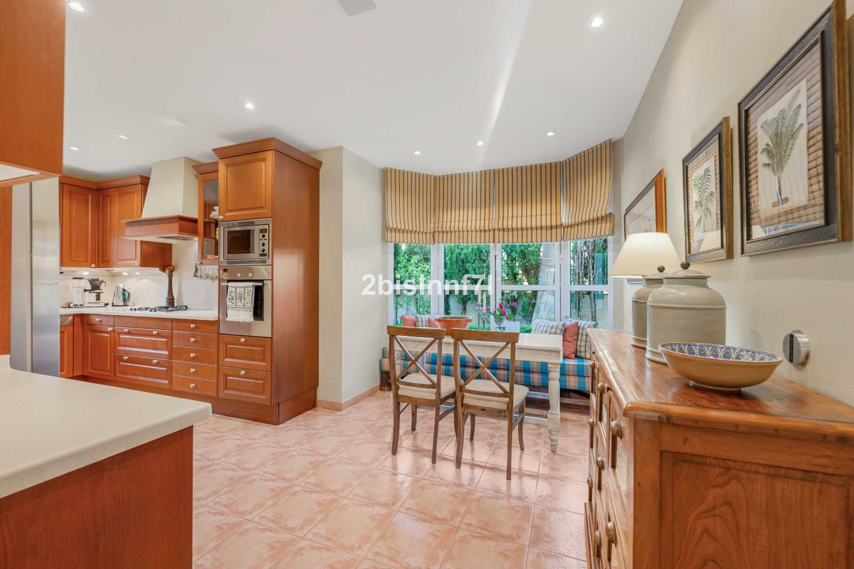 Huis te koop in Elviria | 4 slaapkamers H5220157
