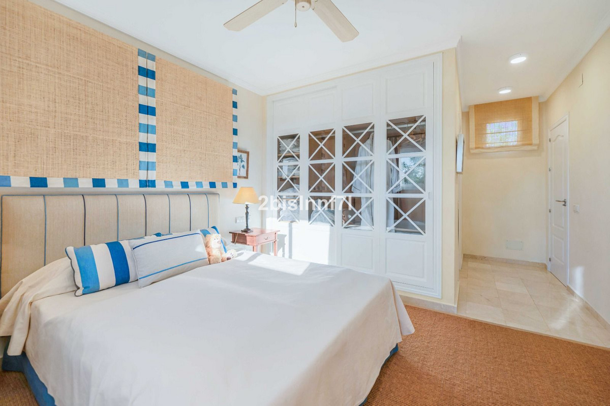 Huis te koop in Elviria | 4 slaapkamers H5220157