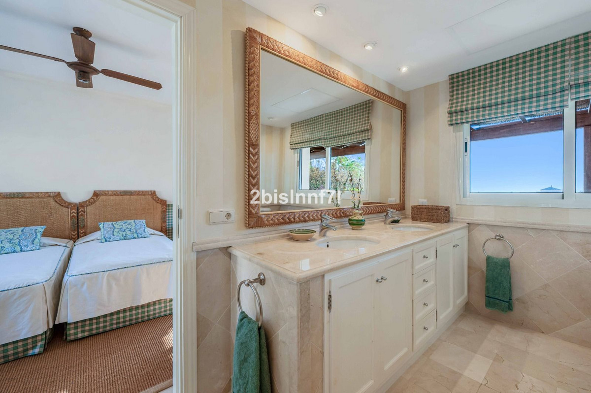 Huis te koop in Elviria | 4 slaapkamers H5220157