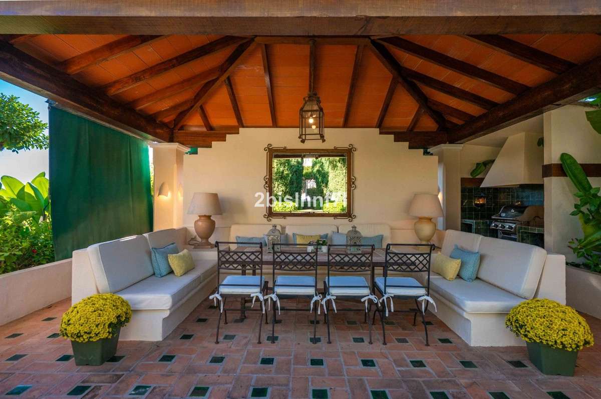 Huis te koop in Elviria | 4 slaapkamers H5220157