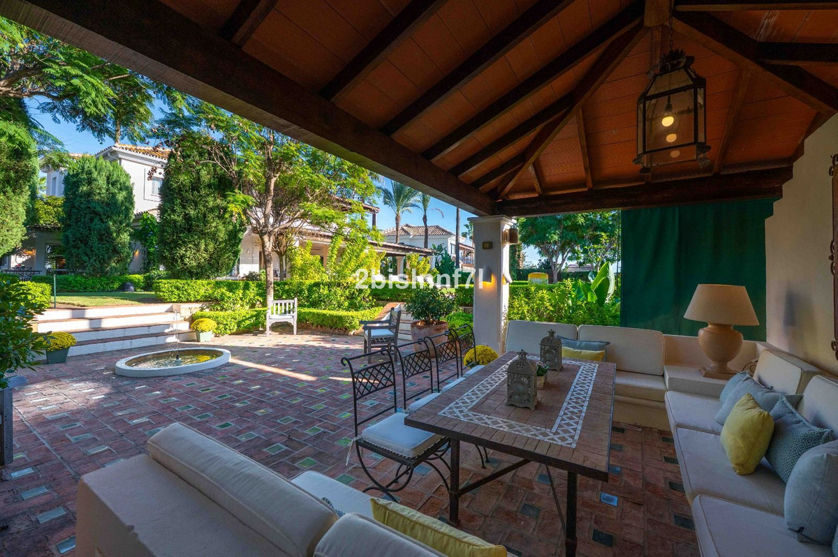 Huis te koop in Elviria | 4 slaapkamers H5220157