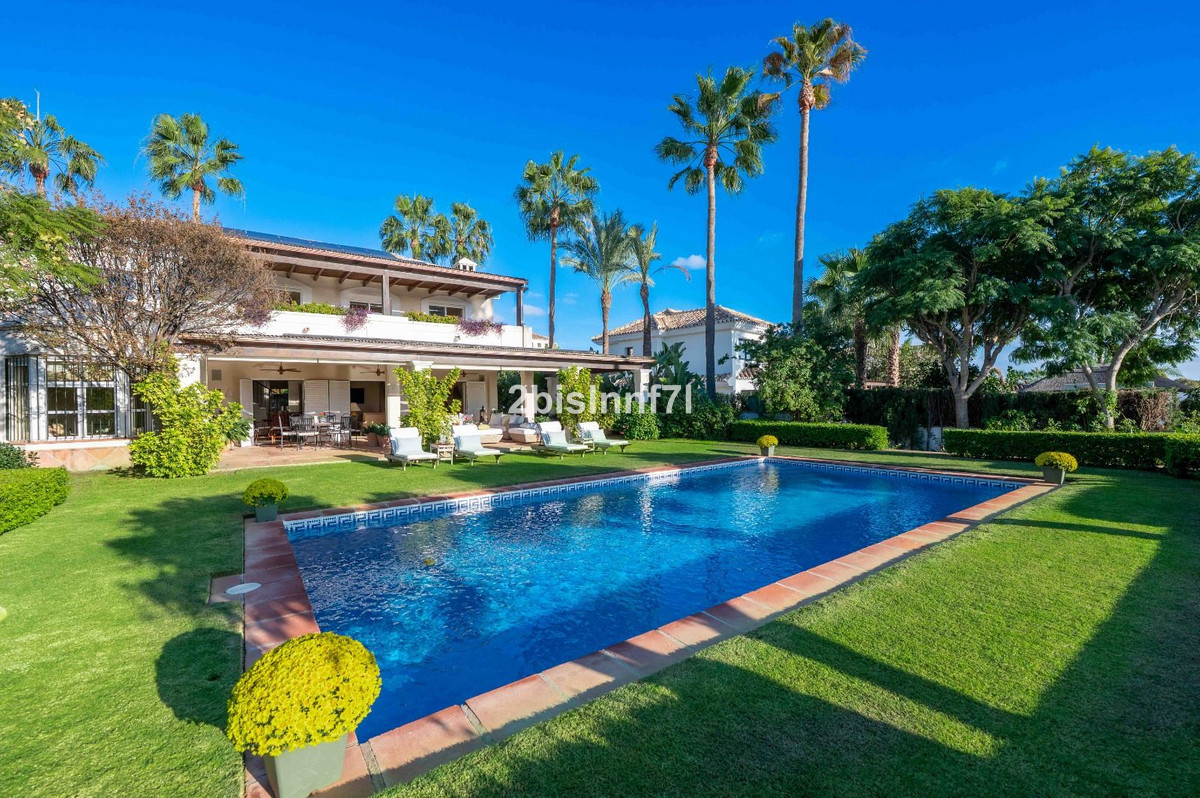 Huis te koop in Elviria | 4 slaapkamers H5220157