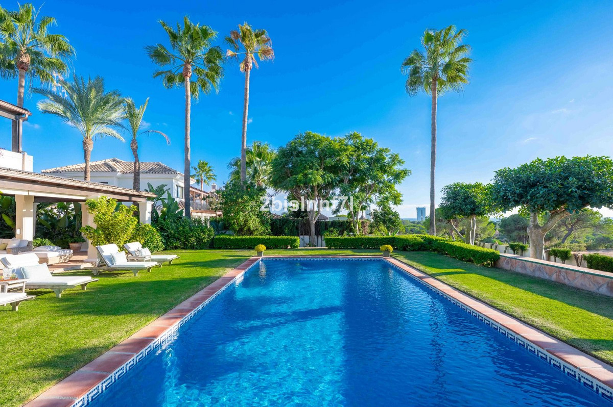 Huis te koop in Elviria | 4 slaapkamers H5220157