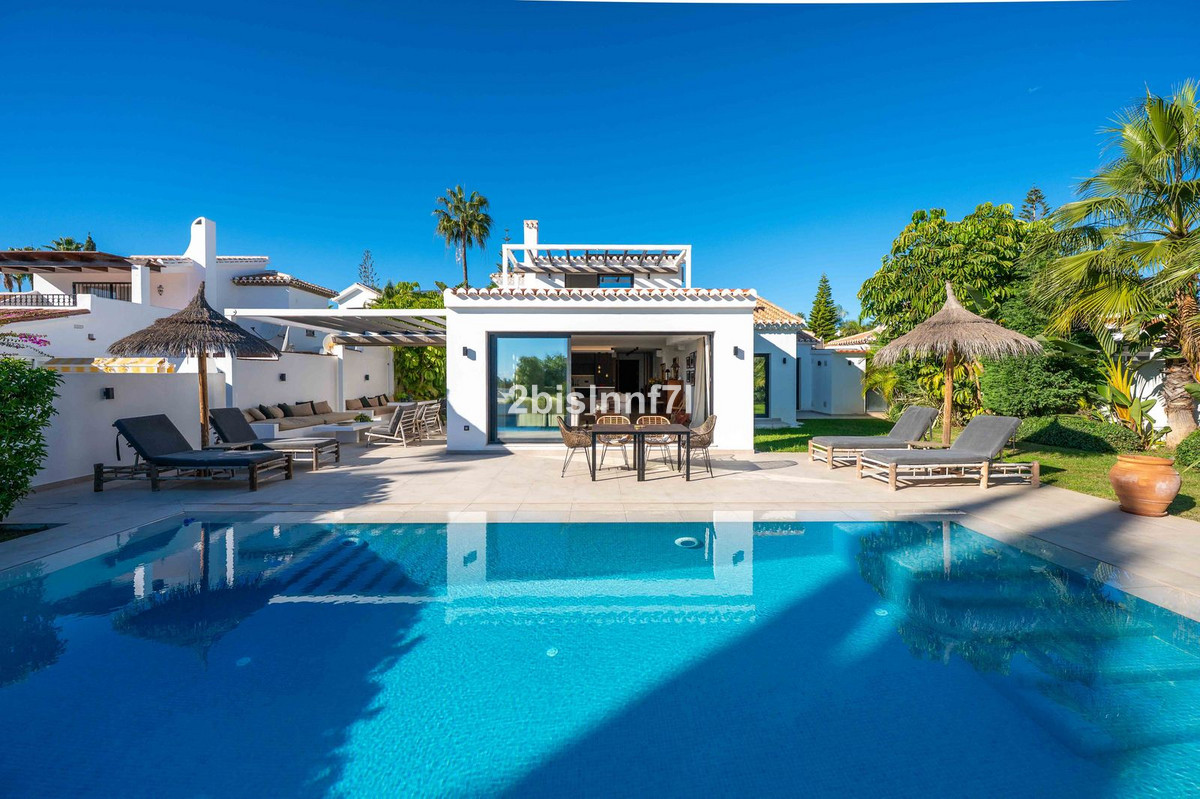 Huis te koop in Elviria | 4 slaapkamers H5227732