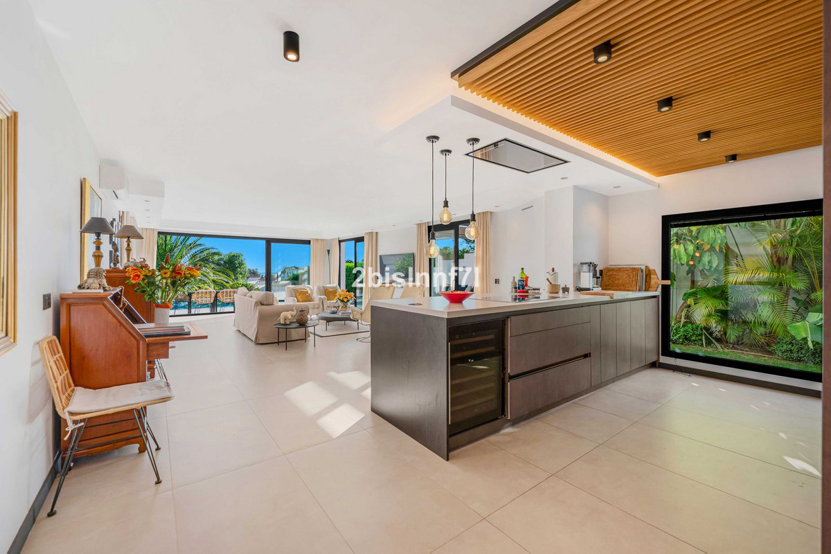 Huis te koop in Elviria | 4 slaapkamers H5227732