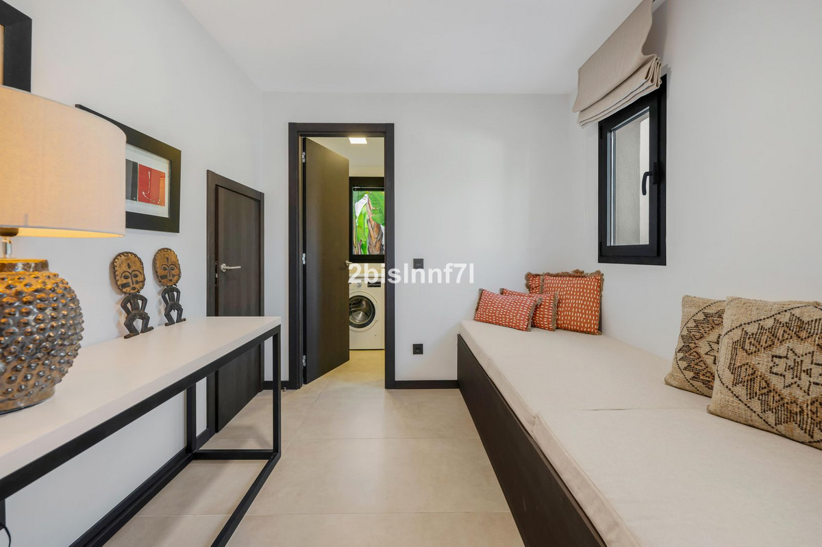 Huis te koop in Elviria | 4 slaapkamers H5227732