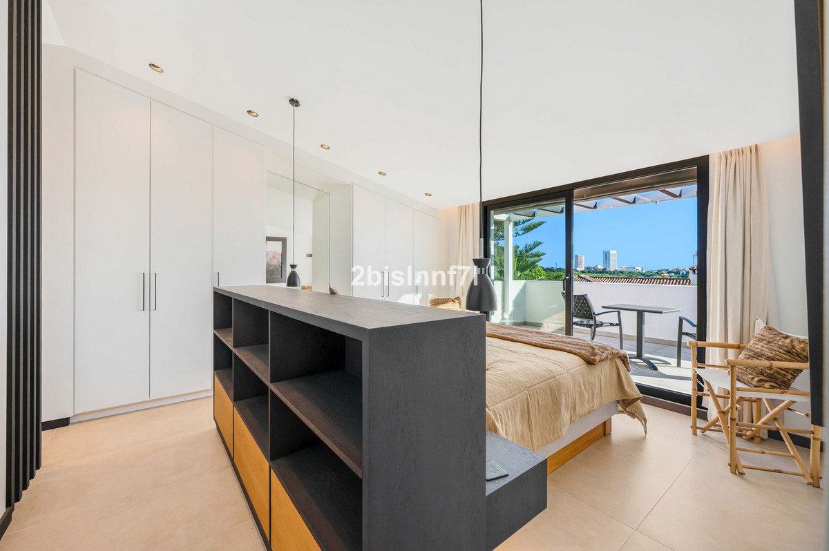 Huis te koop in Elviria | 4 slaapkamers H5227732