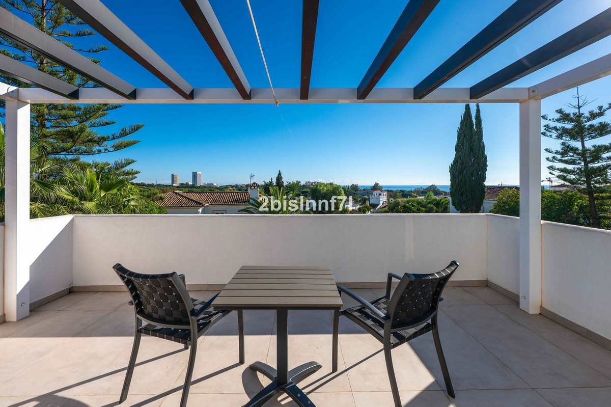 Huis te koop in Elviria | 4 slaapkamers H5227732