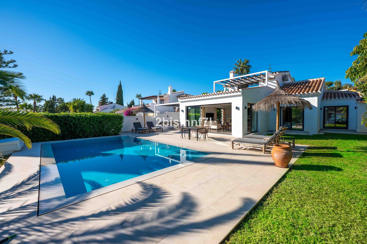 Huis te koop in Elviria | 4 slaapkamers H5227732