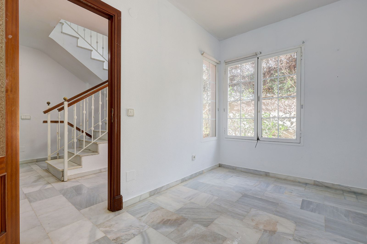 Property main view 33