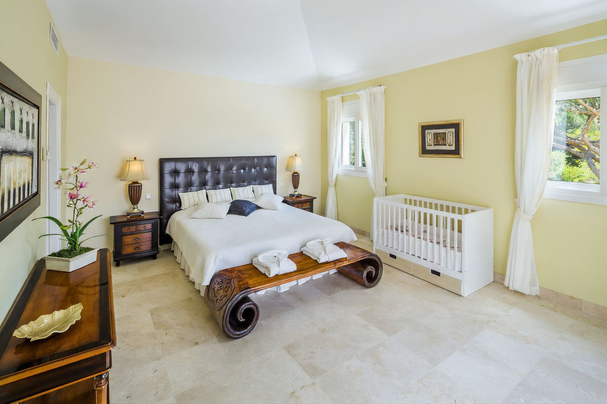 Huis te koop in Elviria | 4 slaapkamers H5251219