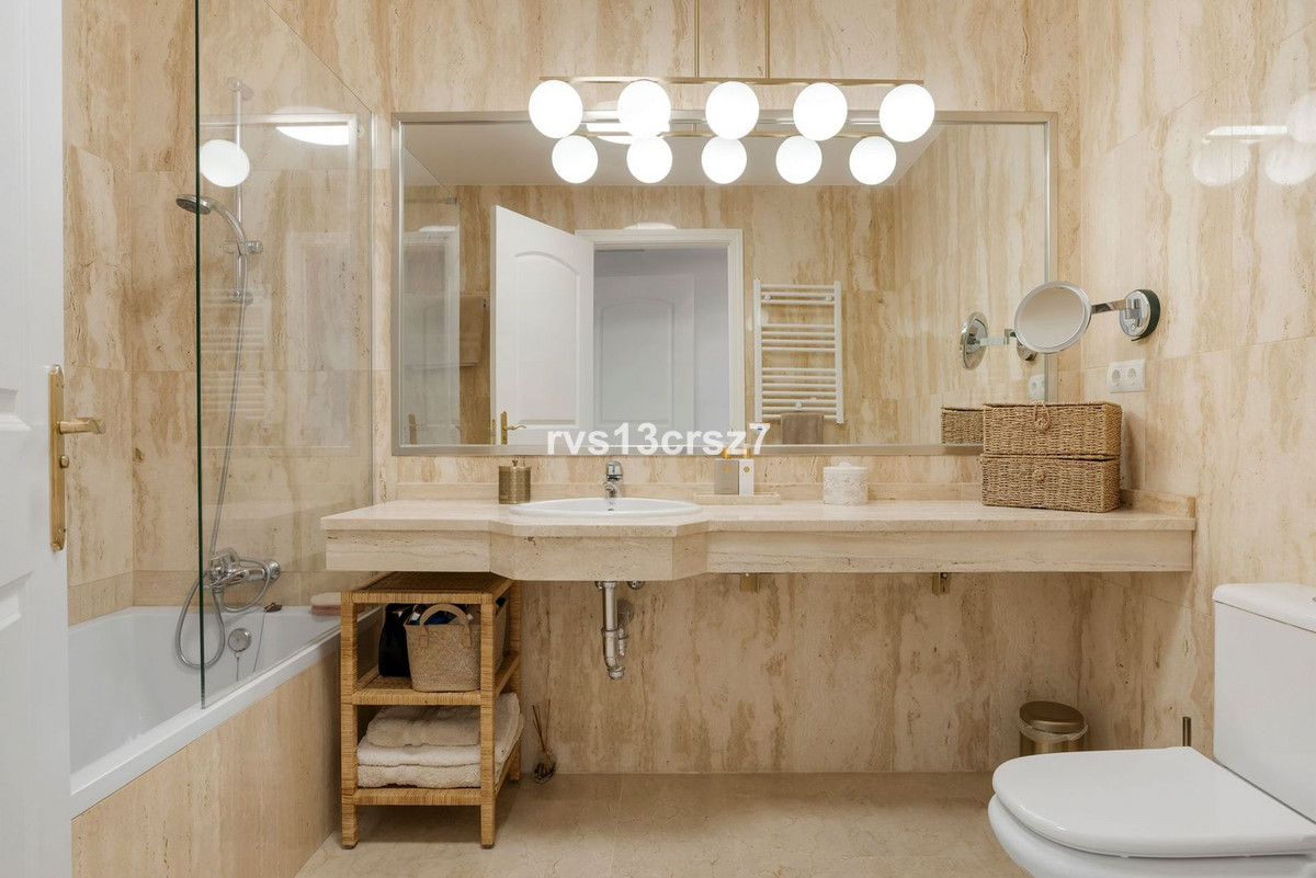 Appartement te koop in Elviria | 3 slaapkamers H5286019