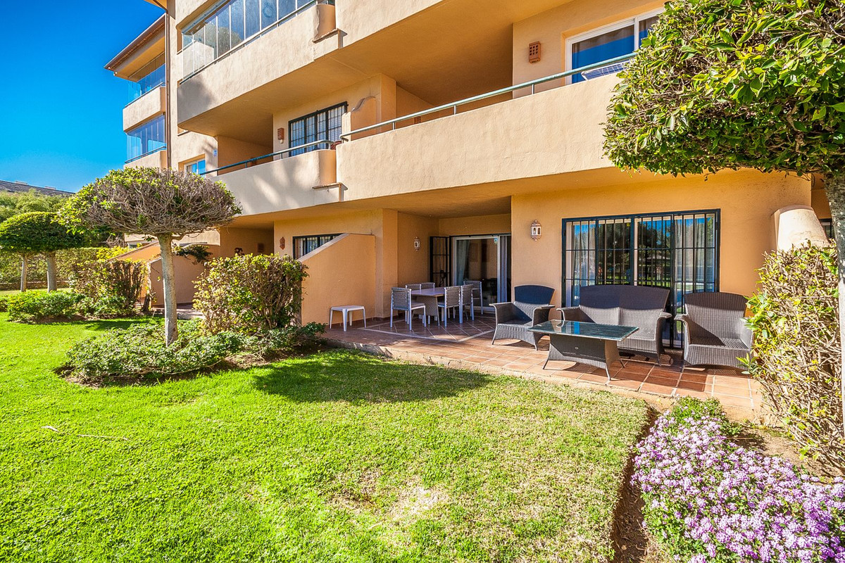 Appartement te koop in Elviria | 2 slaapkamers H5308675