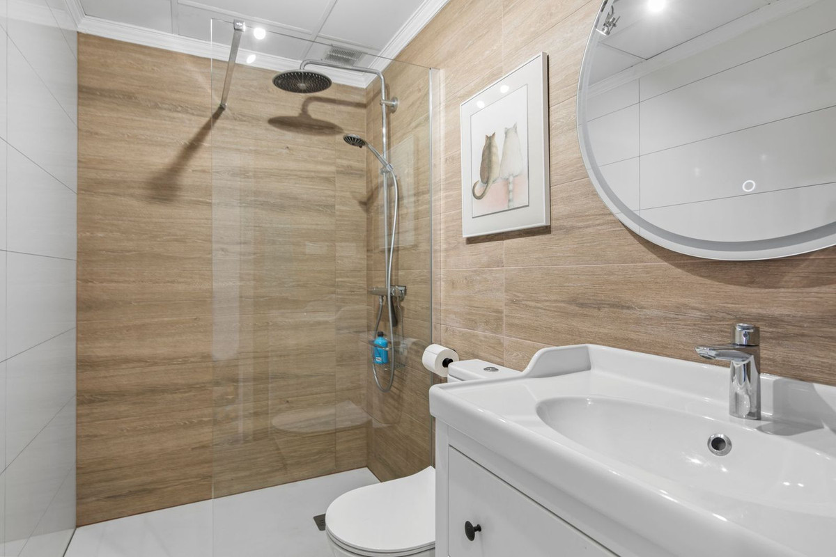 Appartement te koop in Elviria | 2 slaapkamers H5311822