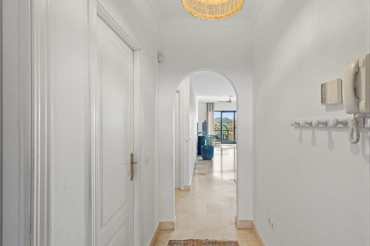 Appartement te koop in Elviria | 2 slaapkamers H5311822