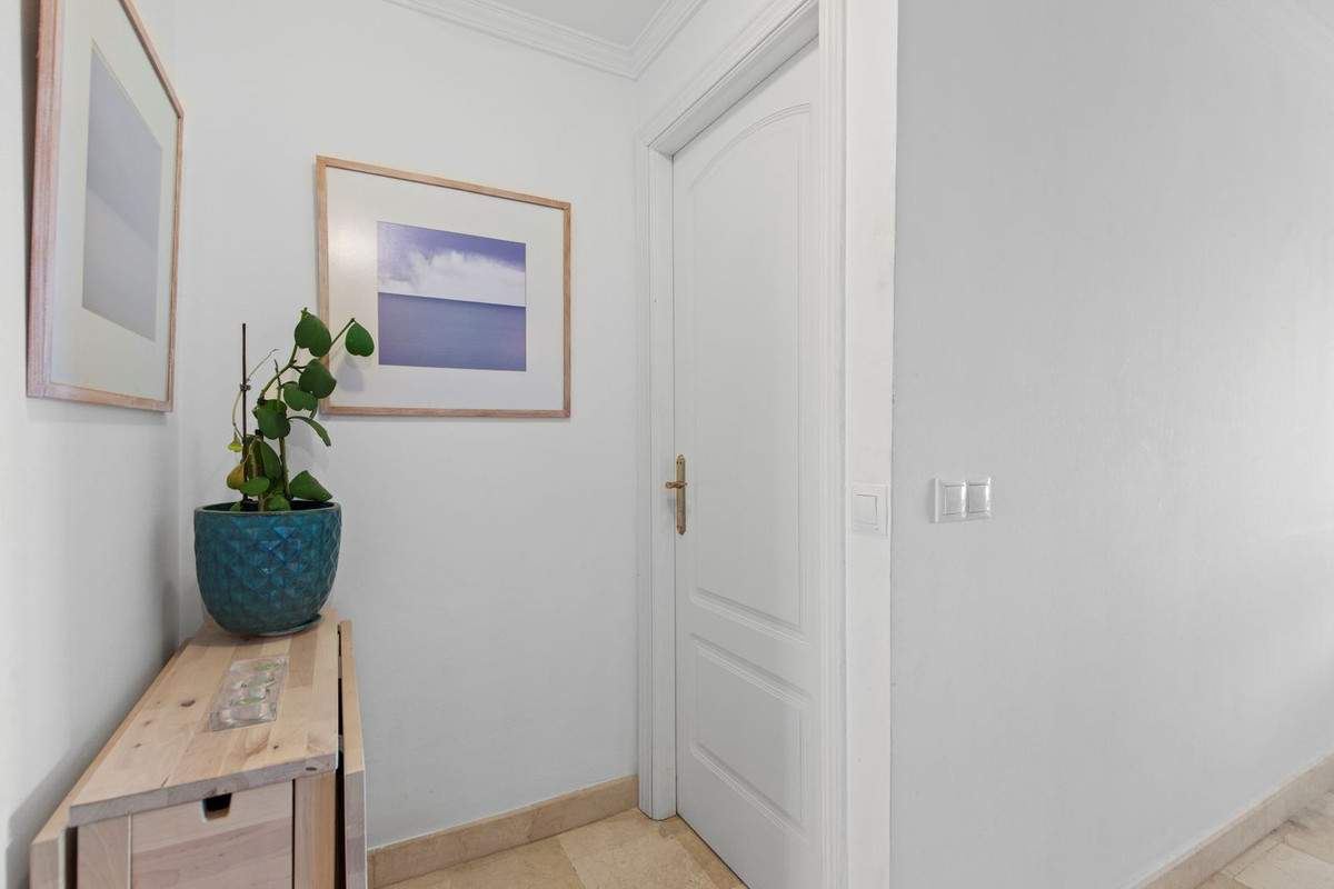 Appartement te koop in Elviria | 2 slaapkamers H5311822