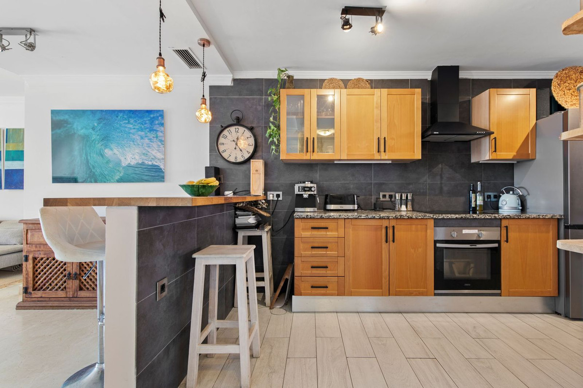 Appartement te koop in Elviria | 2 slaapkamers H5311822