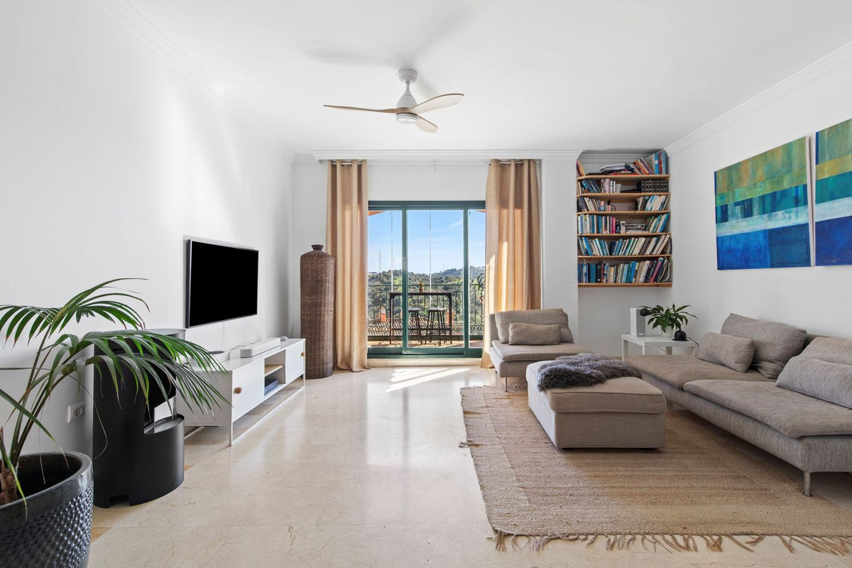 Appartement te koop in Elviria | 2 slaapkamers H5311822