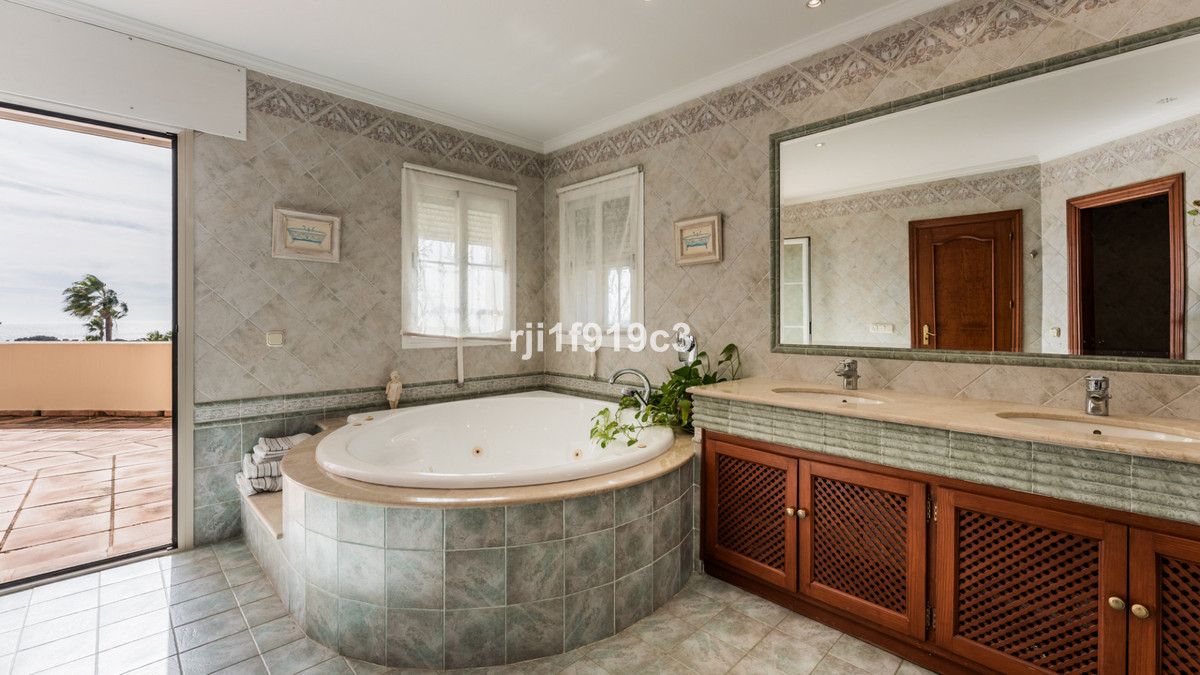 Property main view 48