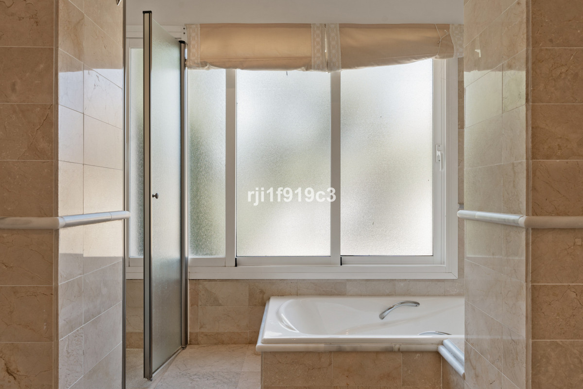 Huis te koop in Elviria | 3 slaapkamers H5321299