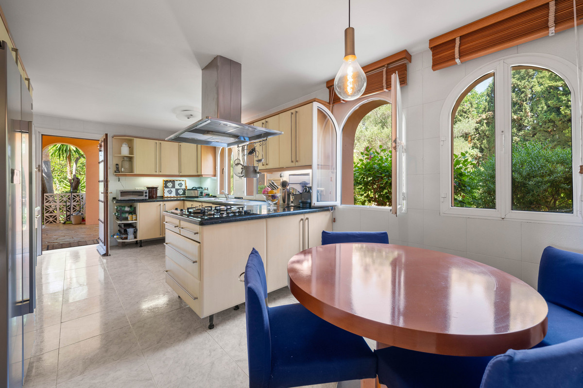 Huis te koop in Elviria | 5 slaapkamers H5322091