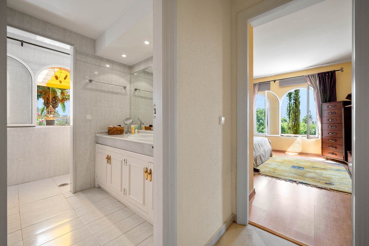 Huis te koop in Elviria | 5 slaapkamers H5322091