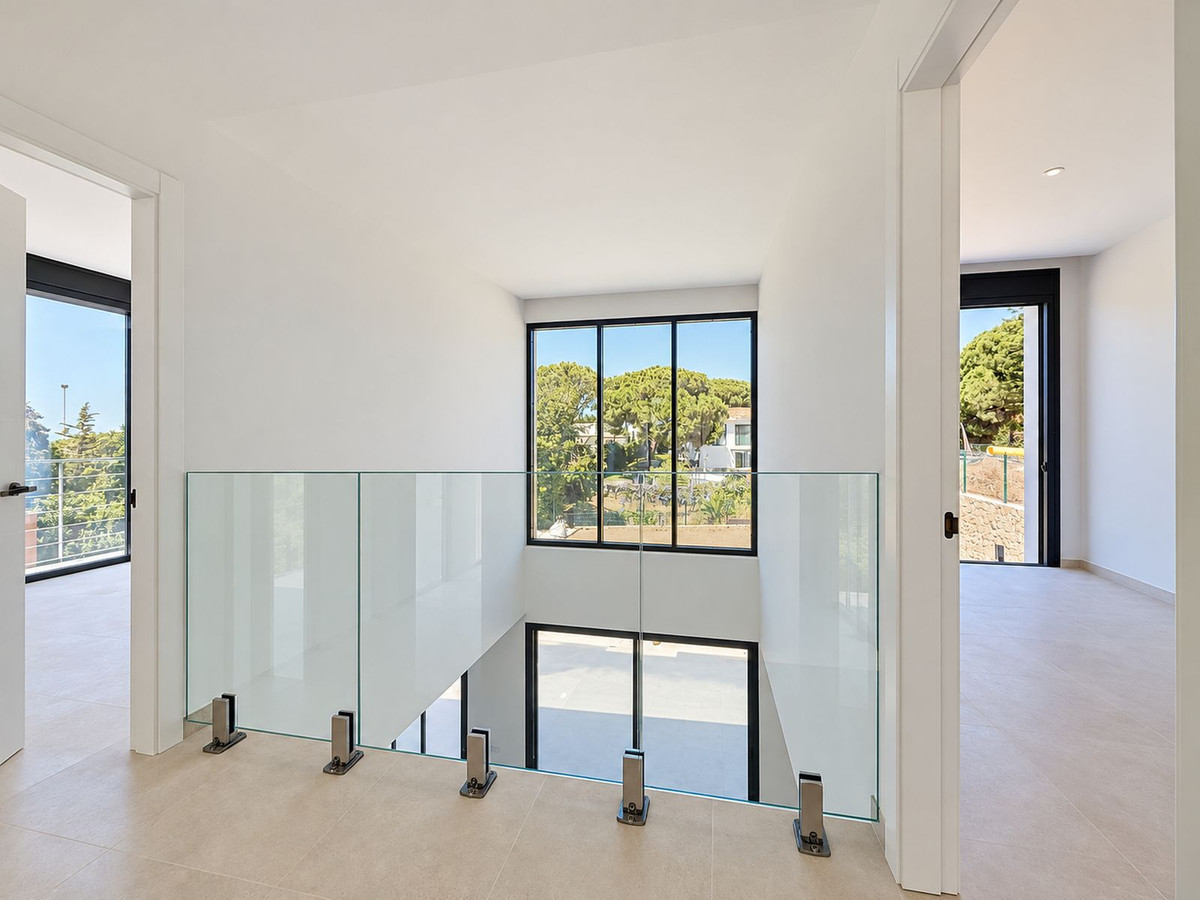 Huis te koop in Elviria | 4 slaapkamers H5322280