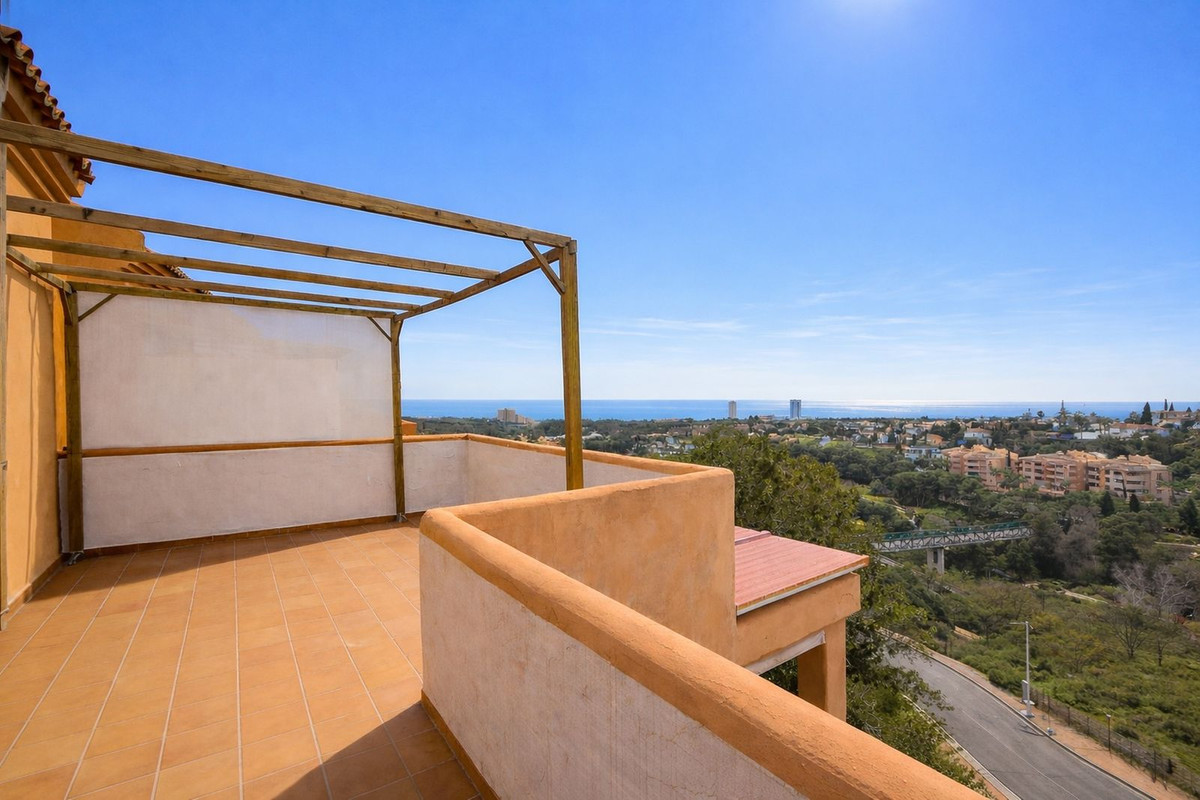 Penthouse Duplex te koop in Elviria | 2 slaapkamers H5325130